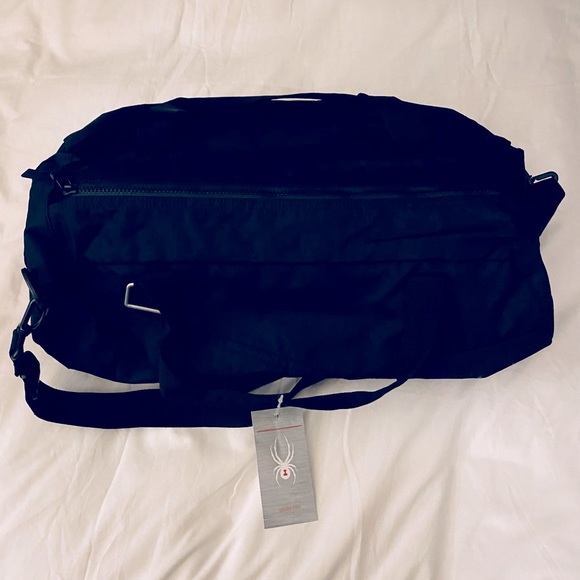 Spyder Other - Mens Spyder black duffle bag